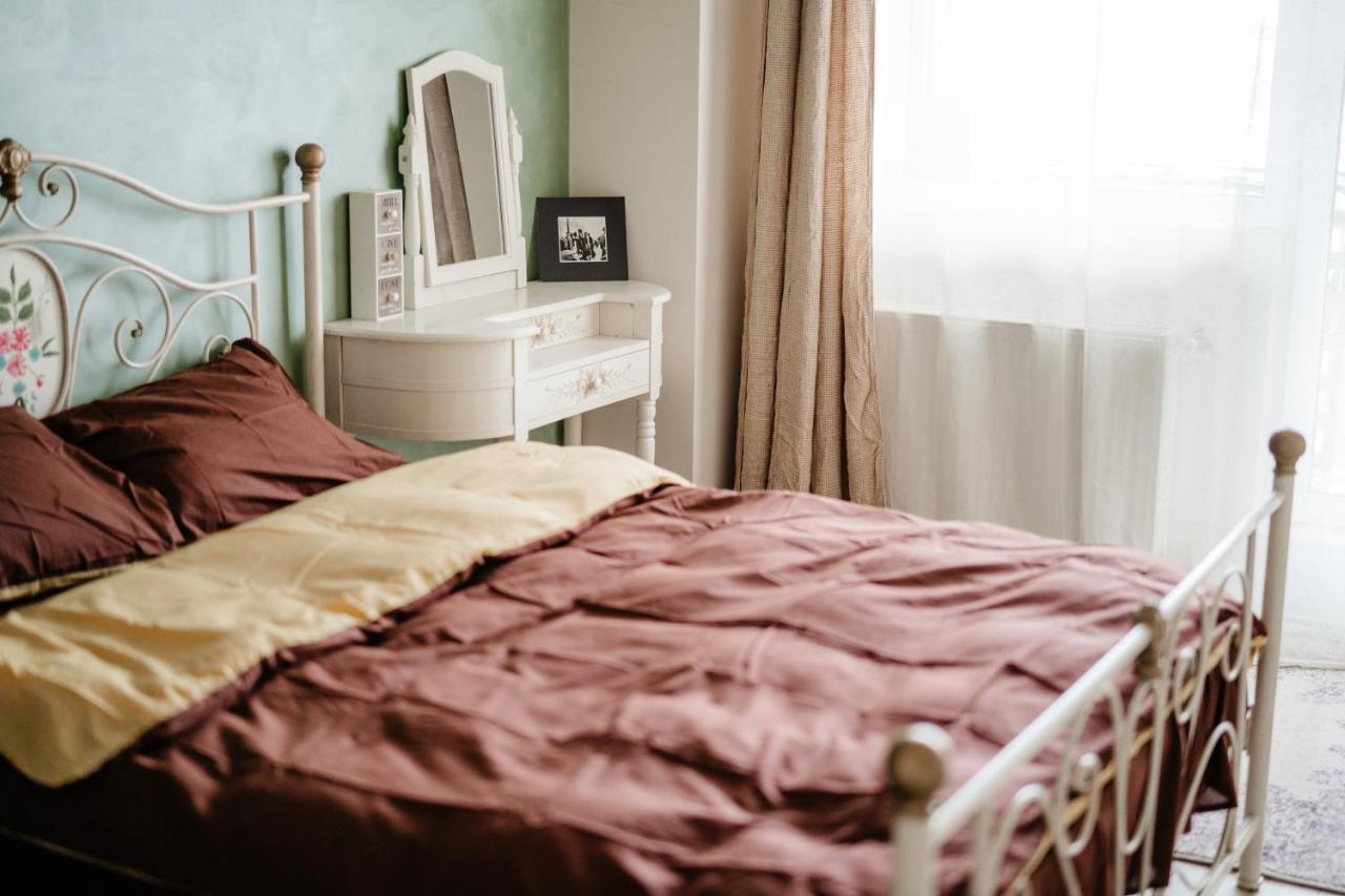 Bright And Cozy Design Apt With Office Apartment คลูจ-นาโปกา ภายนอก รูปภาพ