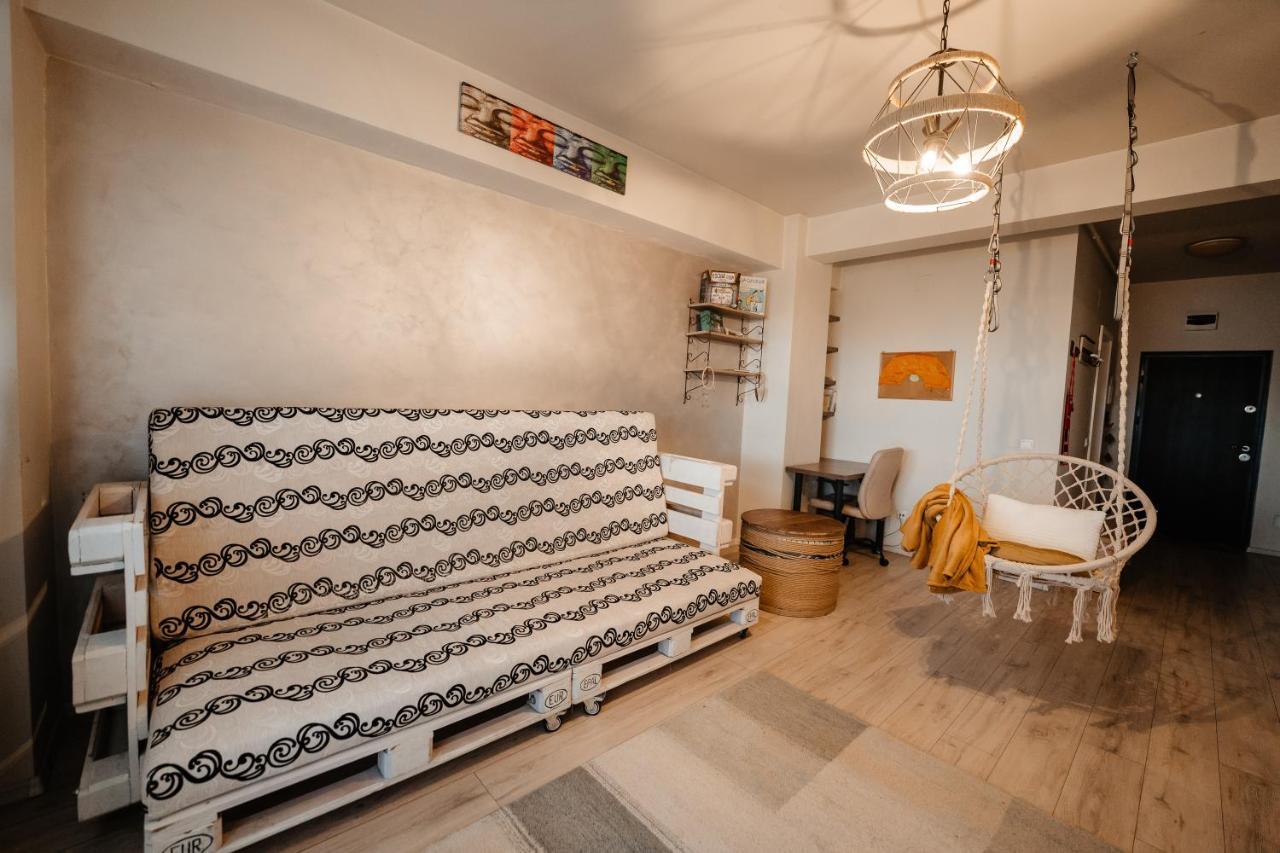 Bright And Cozy Design Apt With Office Apartment คลูจ-นาโปกา ภายนอก รูปภาพ