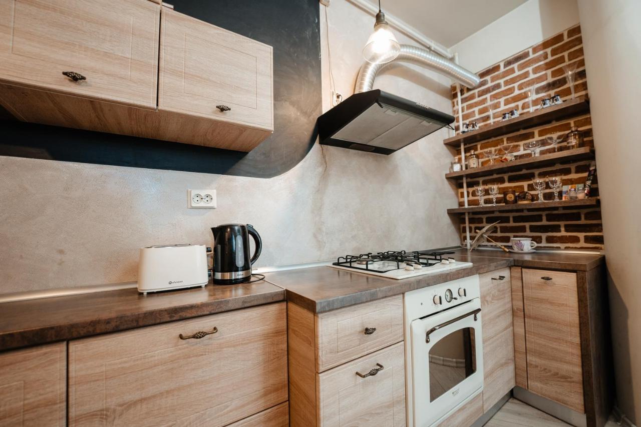 Bright And Cozy Design Apt With Office Apartment คลูจ-นาโปกา ภายนอก รูปภาพ
