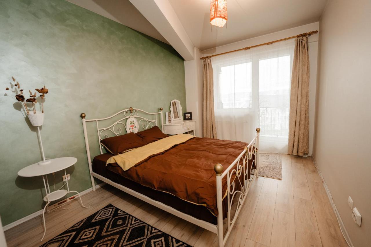 Bright And Cozy Design Apt With Office Apartment คลูจ-นาโปกา ภายนอก รูปภาพ